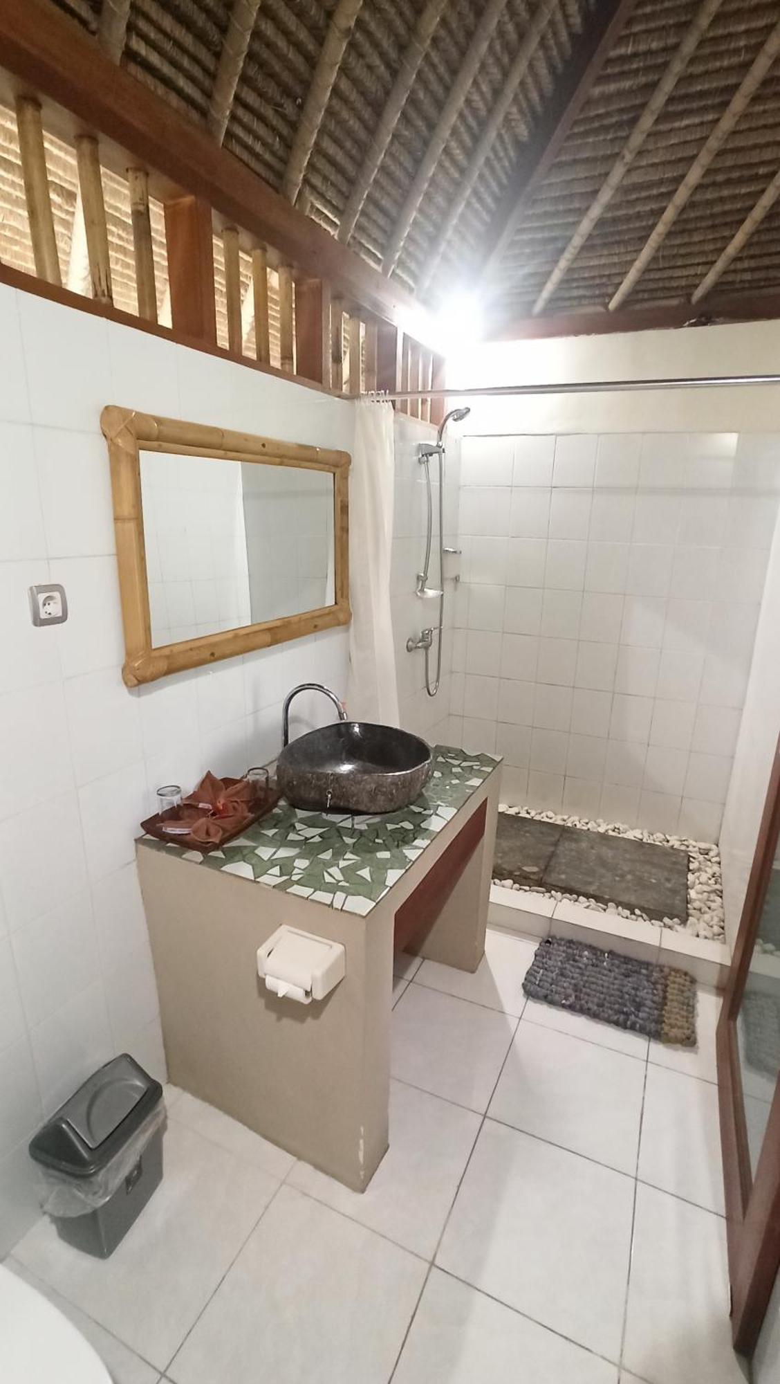 Mama Bella'S Retreat Bed & Breakfast Сенгиги Стая снимка