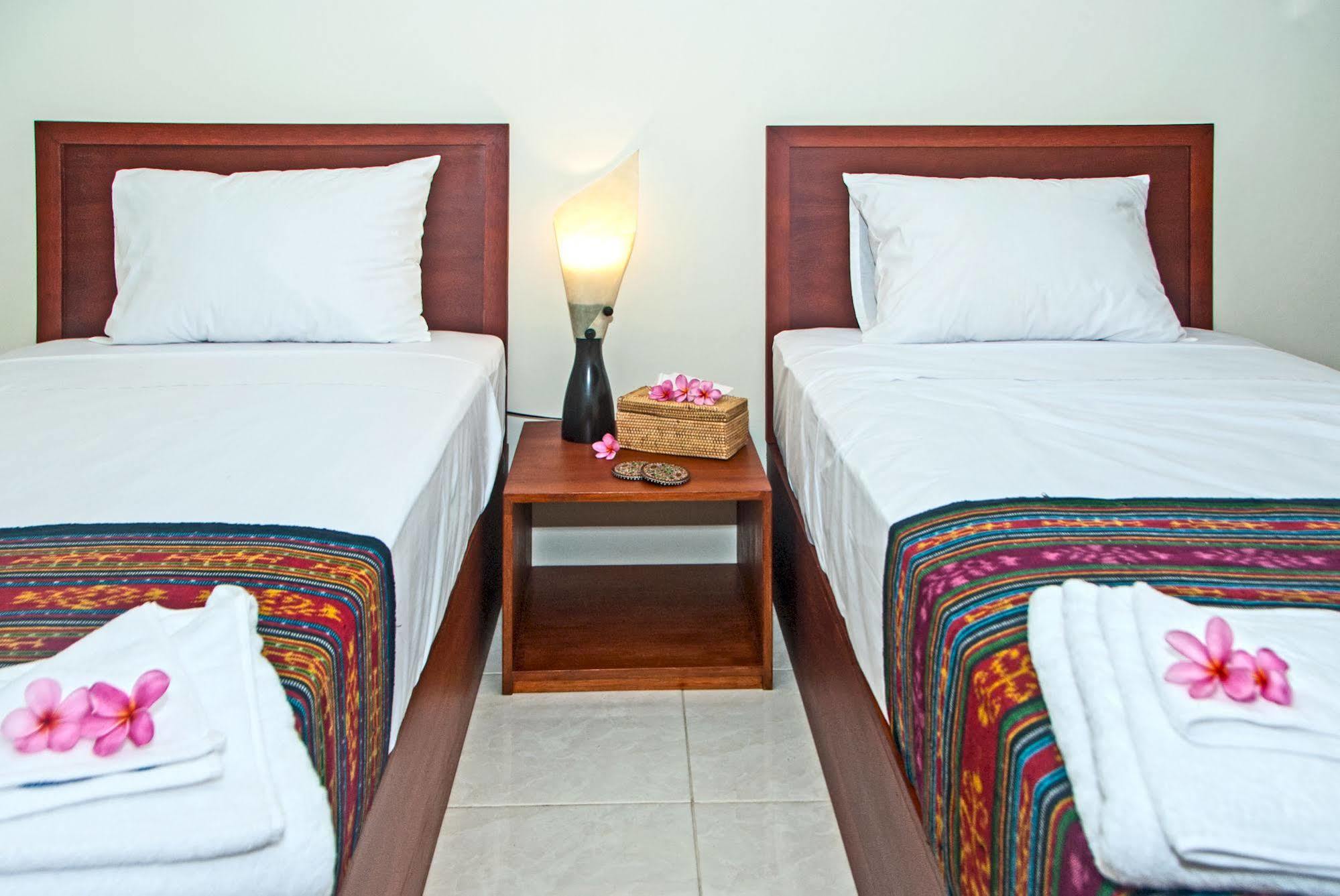 Mama Bella'S Retreat Bed & Breakfast Сенгиги Екстериор снимка