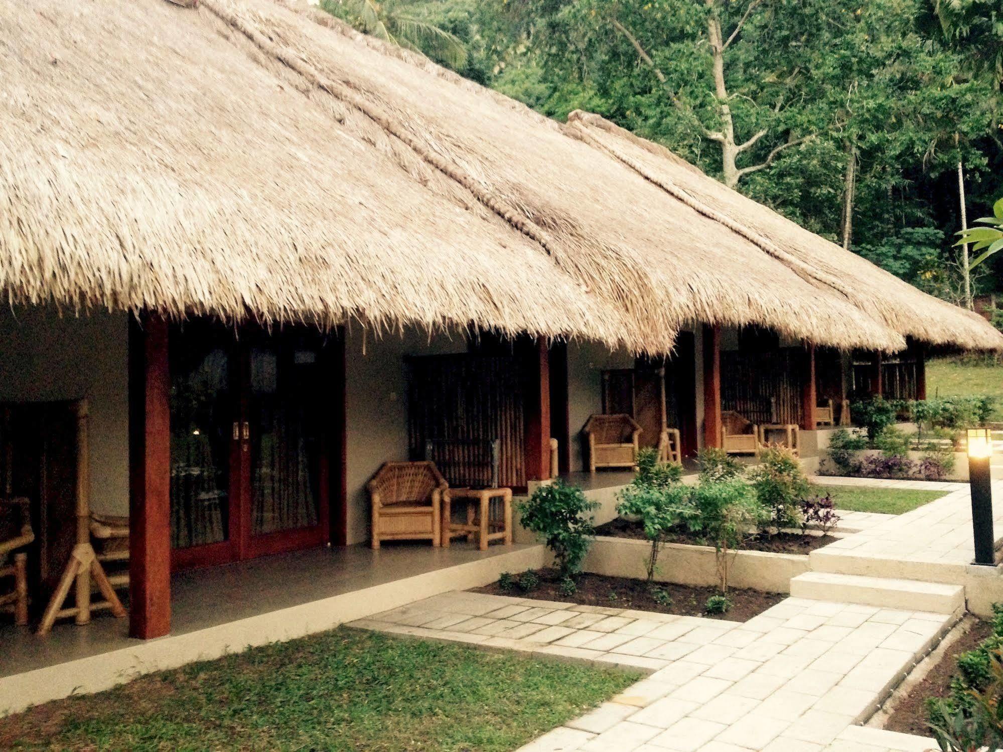 Mama Bella'S Retreat Bed & Breakfast Сенгиги Екстериор снимка